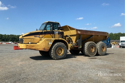 2004 Cat 735 Articulated Dump Truck