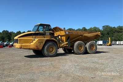 2004 Cat 735 Articulated Dump Truck