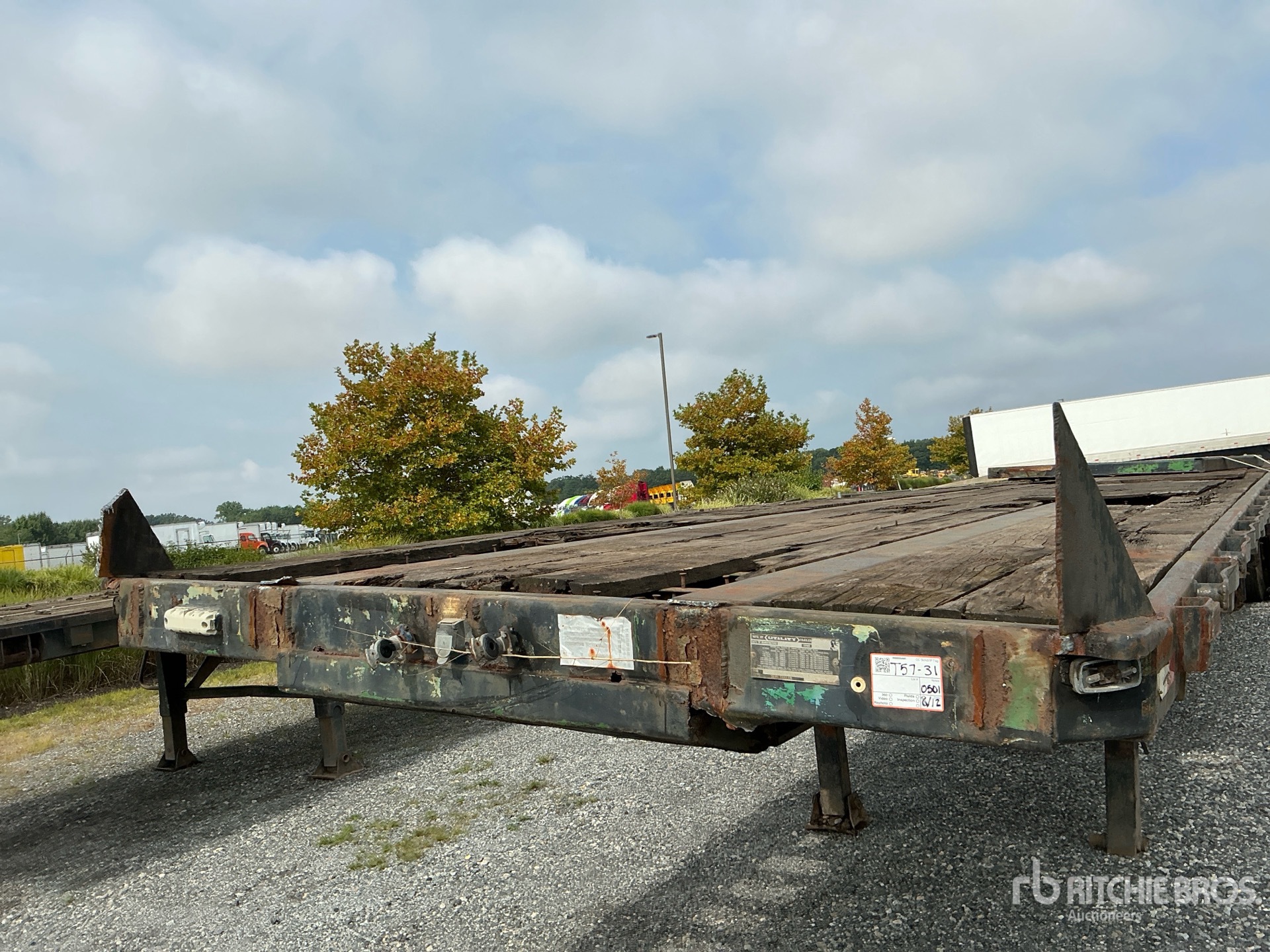 1992 Utility FS2CHE 42 Ft Flatbed Trailer