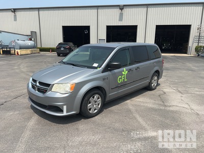 2013 Dodge Grand Caravan SE ميكروباص