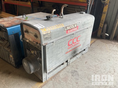 2014 Lincoln SAE-300-HE 300 A Multi-Process Engine Driven Welder