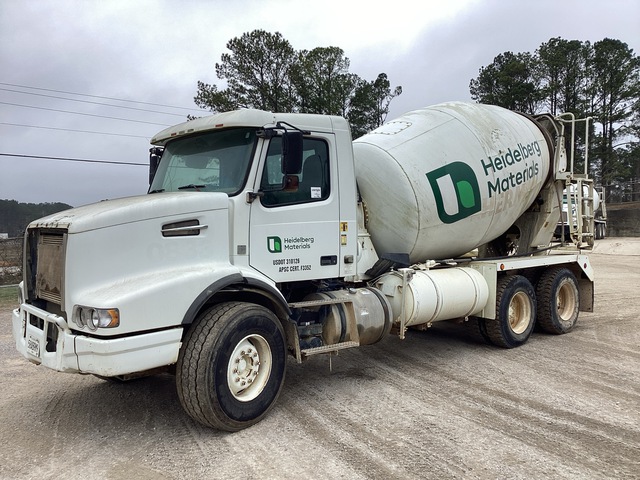 2008 Volvo VHD 6x4 Mixer Truck