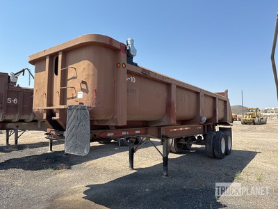 1988 Aztec 26 ft T/A Remolque banera