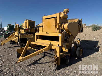 1993 Cat WE51R Wheel towable Asphalt Transfer Machine
