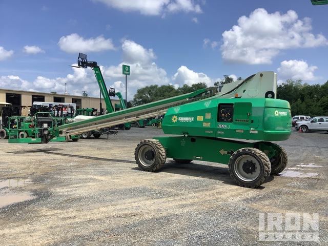 ELEVADOR TELESCóPICO 2013 JLG 4WD 800S