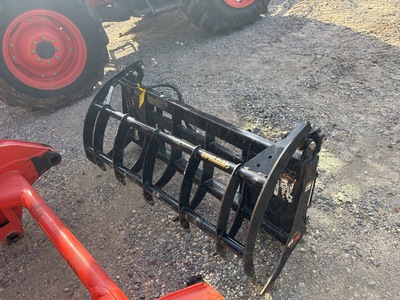 Land Pride SGC0554 54 in Ag Tractor Grapple  (Inoperable)
