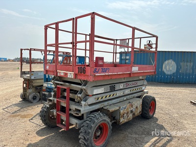 2004 Skyjack SJ7127 RT 4x4 Dual Fuel Plateforme élévatrice à ciseaux