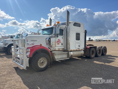 2015 Kenworth W900L 8x6 Heavy Haul Sleeper Prime Mover (Inoperable)