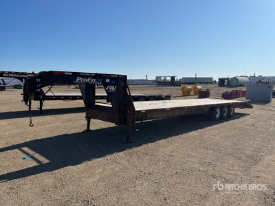2015 ABU 36 ft Tri/A Gooseneck Equipment Trailer