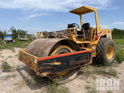 1998 Hypac C850B Smooth Drum Compactor