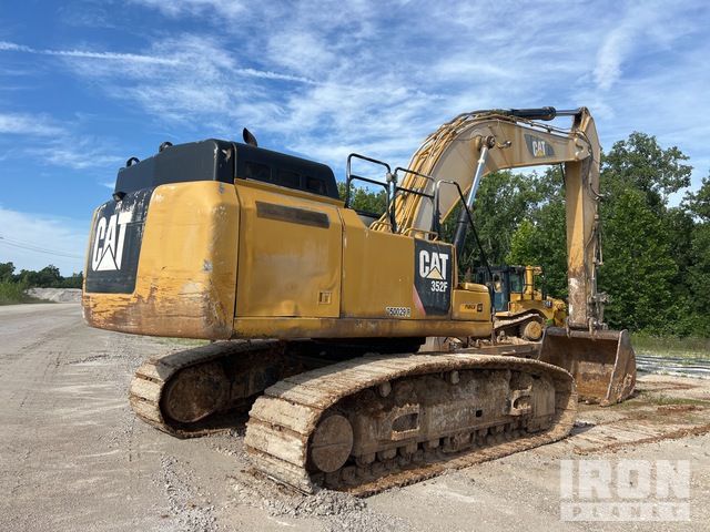 EXCAVADORA 2016 CATERPILLAR 352F