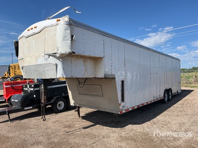 2007 Haulmark 28 ft T/A Gooseneck Enclosed Trailer