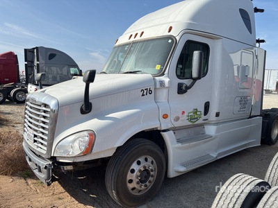 2018 Freightliner Cascadia 125 6x4 T/A Slaapcabine Trekker