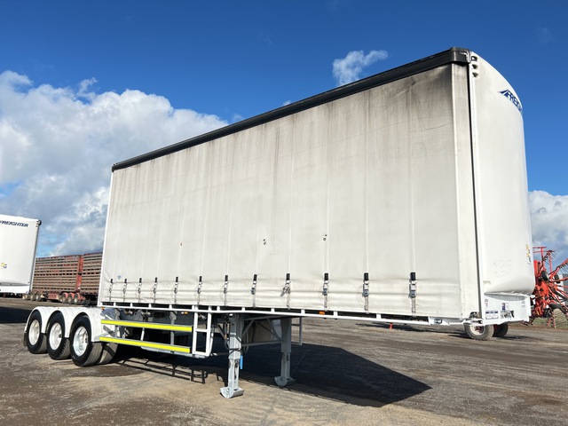 2022 MaxiTrans 7.3 m Tri/A B-Double Lead Tautliner Trailer