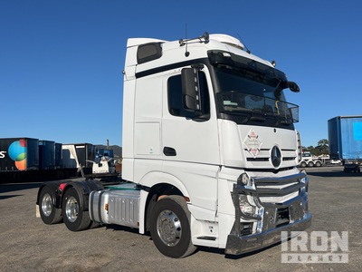 2021 Mercedes-Benz 2653 6x4 Cabeza Tractora Cabina Dormitorio