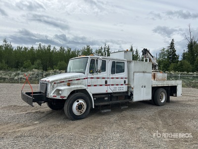 2001 Freightliner FL 70 4x2 Crew Cab Service Truck