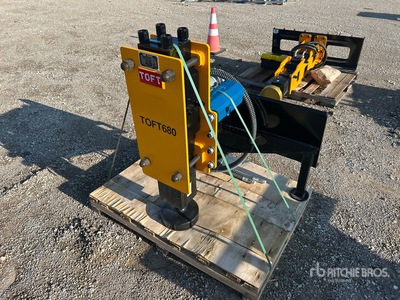 2025 TOFT TOFT680 Skid Steer Post Driver (Unused)