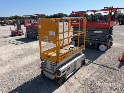 2016 Hy-Brid Lift HB-1430 Electric Piattaforma aerea verticale