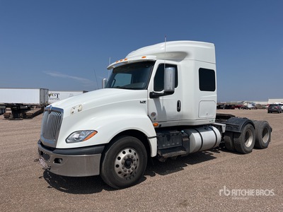 2019 International LT625 6x4 تراكتور شاحنة كابينة النوم (ثنائية المحور)