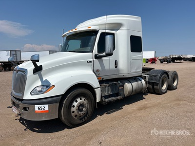 2019 International LT625 6x4 T/A Sleeper Truck Tractor