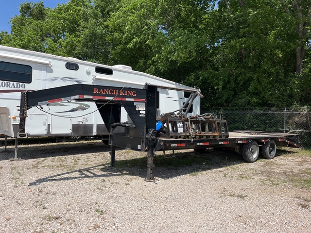 2017 Ameritrail Ranch King 25 ft T/A Gooseneck Equipment Trailer