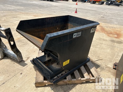 2017 Star 1805N 48 in Self-Dumping Hopper