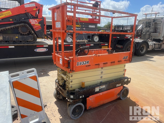 ELEVADOR TIJERA 2018 JLG 1932R