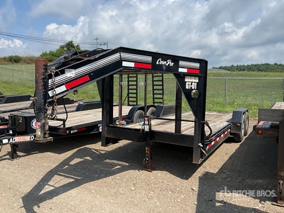 2016 CMI 20 ft T/A Gooseneck Utility Trailer