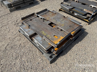 Quantity of (10) 2025 Kit Containers QT-F-BLANK Skid Steer Attachment Mounting Plate (Unused)
