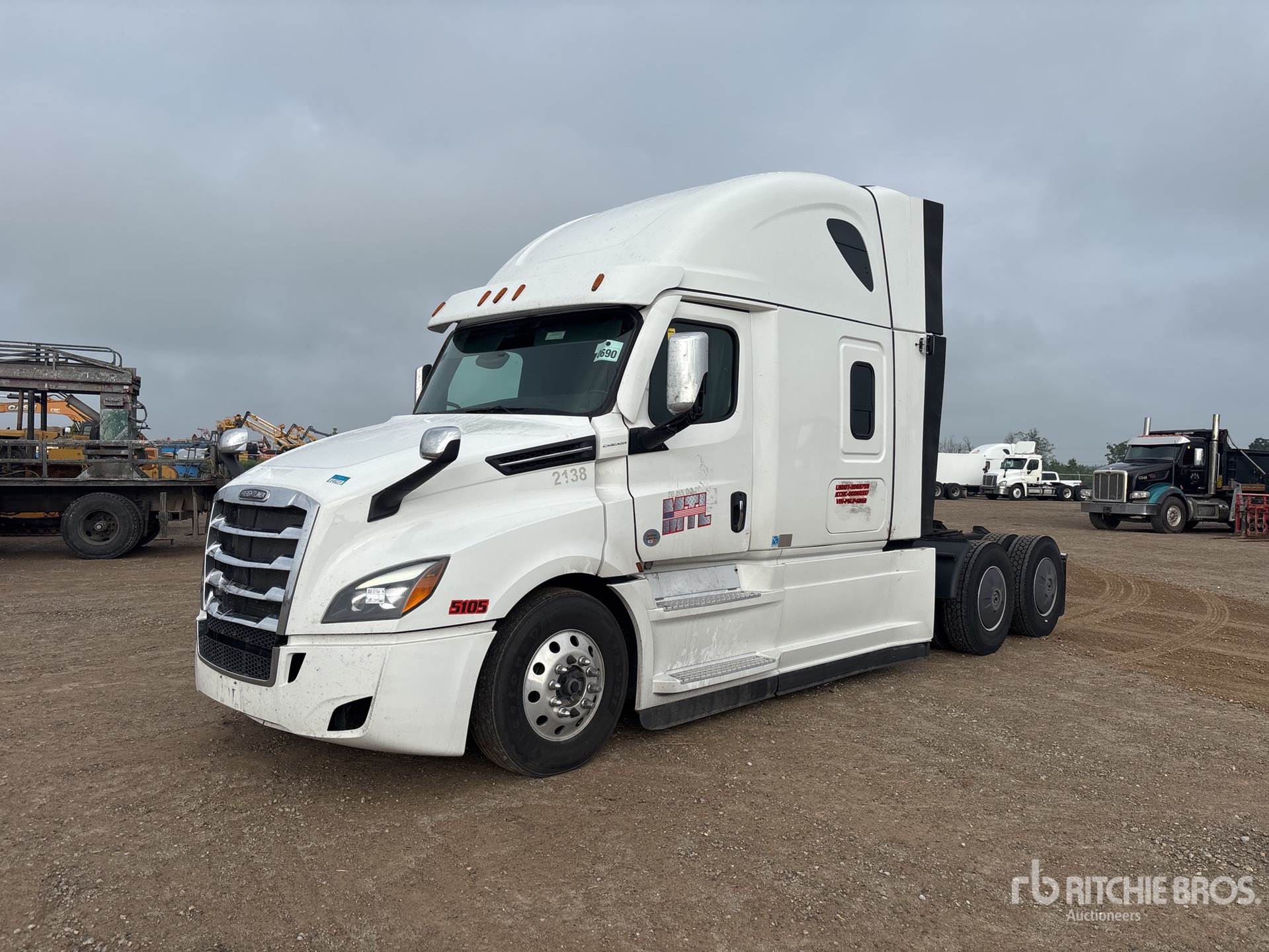 2023 Freightliner Cascadia 126 6x4 T/A Sleeper Truck Tractor