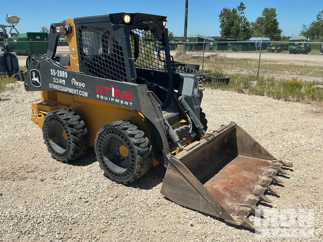 MINI CARGADOR SOBRE RUEDAS 2021 JOHN DEERE 324G
