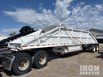 2004 Corn Belt T/A A-Train T/A Corn belt Manufacturing belly dump Bauchkippanhänger
