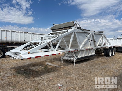 T/A A-Train White T/A belly dump trailer Bauchkippanhänger