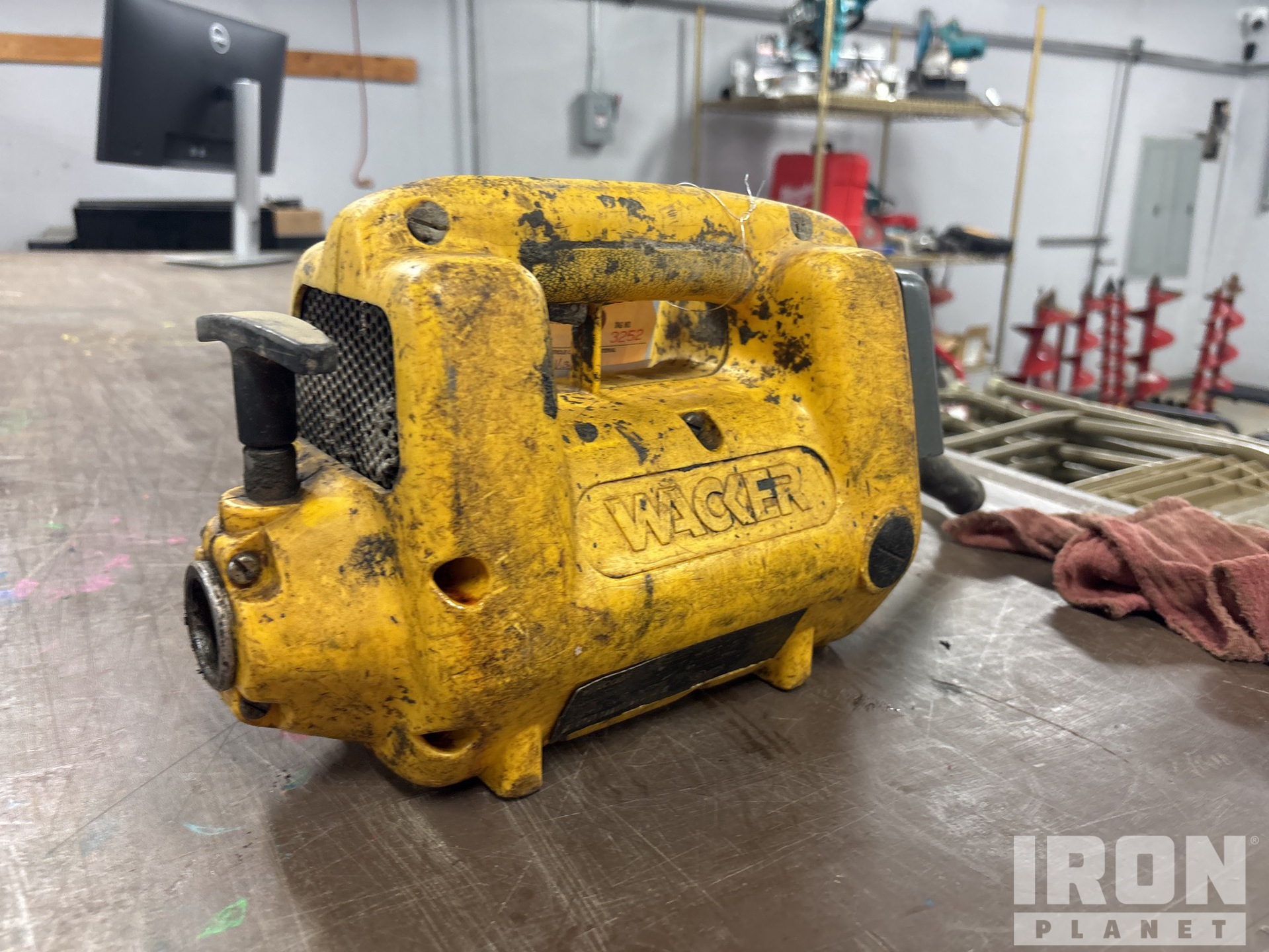 Wacker Neuson M2000-SM2S-H45H Electric Concrete Vibrator in Baton Rouge,  Louisiana, United States (IronPlanet Item #13715399)