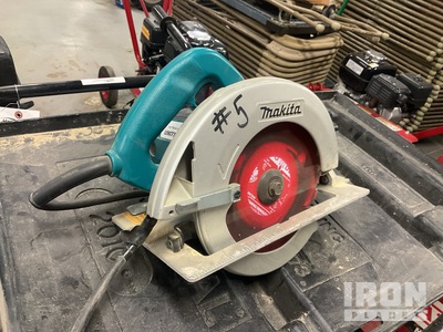 Makita 5007F Circular Saw