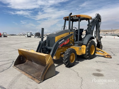 2021 John Deere 410L 4x4 Chargeuse-pelleteuse