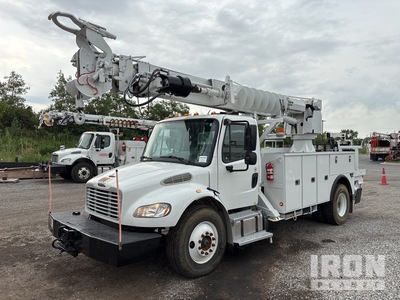 Altec DM47B TR on 2015 Freightliner M2106 4x2 Digger Derrick Truck