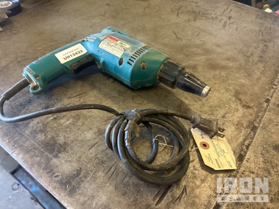 Makita 6821 Screw Gun Divers