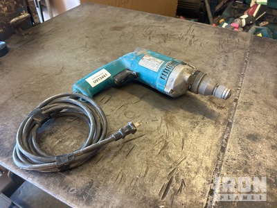 Makita 6827 Screw Gun Divers