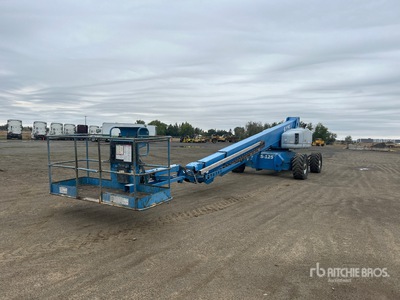 2002 Genie S-125 4WD Diesel Teleskoparbeitsbühne