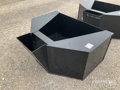 2025 Kit Containers QT-CB-075 52 in Skid Steer Concrete Bucket (Unused)