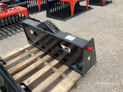 2025 Kit Containers QT-BSS 48 in Skid Steer Bale Spear (Unused)