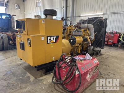 2017 Cat C27 800 kW Skid-Mounted مولد