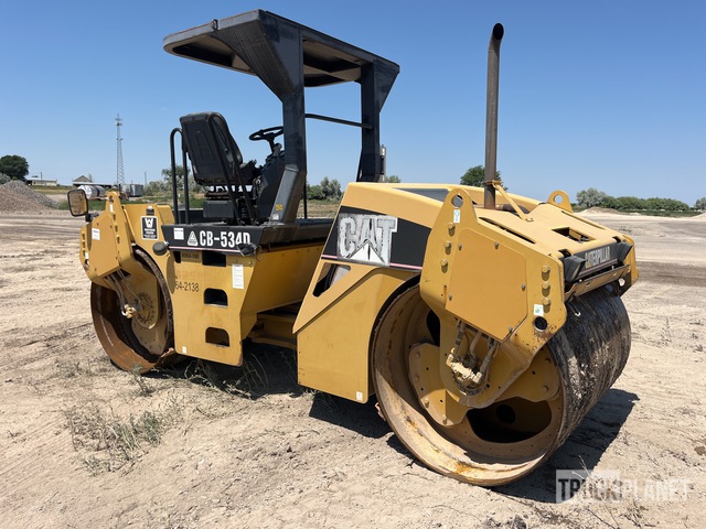 COMPACTADOR 2004 CATERPILLAR CB534D