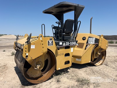 2006 Cat CB-534D Dubbele trommelwals