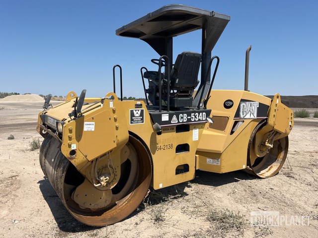 COMPACTADOR 2004 CATERPILLAR CB534D