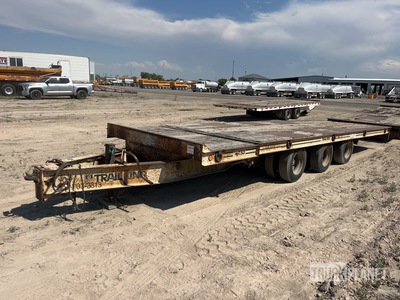 1993 Trail King TKT50 28 ft Tri/A Tilt Deck Trailer