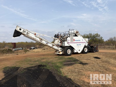 Roadtec SB-2500 Wheel Asphalt Transfer Machine