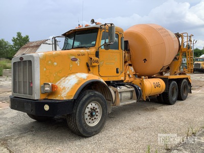 2013 Peterbilt 365 6x4 Camion malaxeur