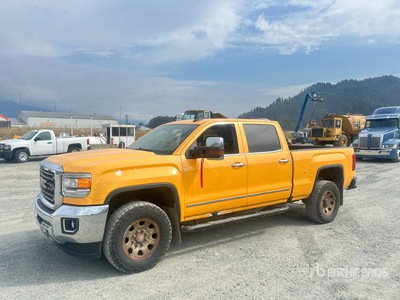2016 GMC Sierra 3500HD 4x4 Crew Cab Pickup